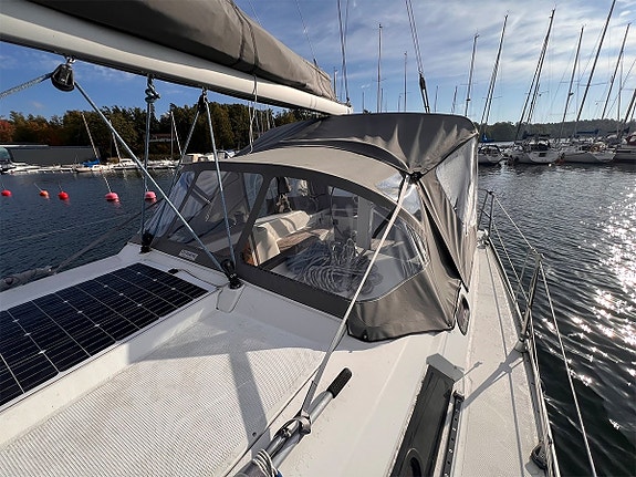 Hanse 350 5 of 28