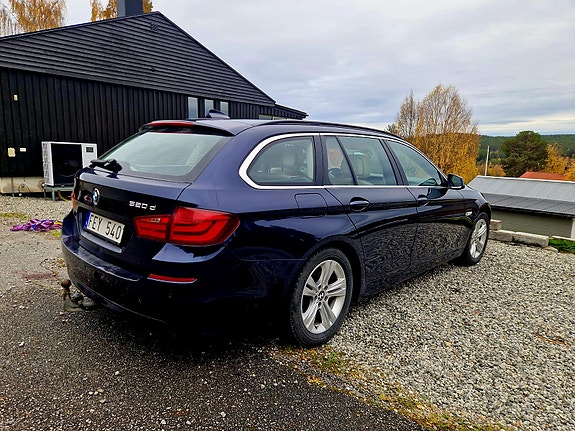 BMW 520d 2 of 9