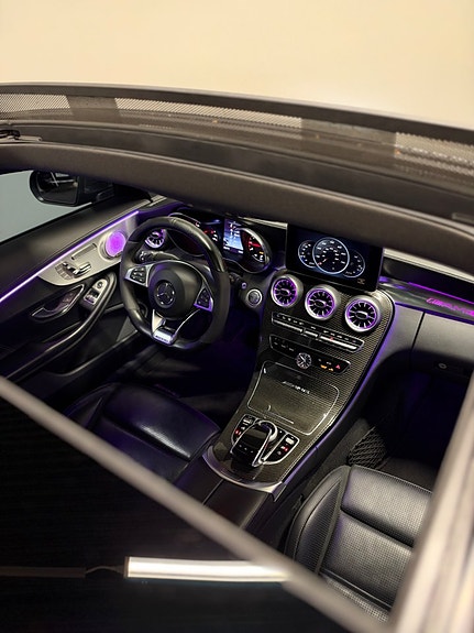 Mercedes-Benz C63 13 of 30
