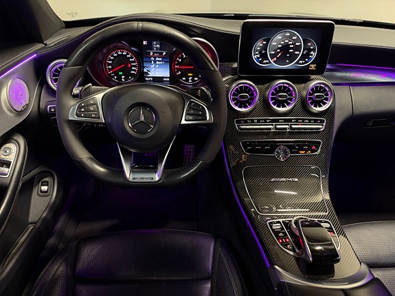 Mercedes-Benz C63 16 of 30