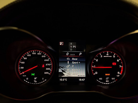 Mercedes-Benz C63 18 of 30