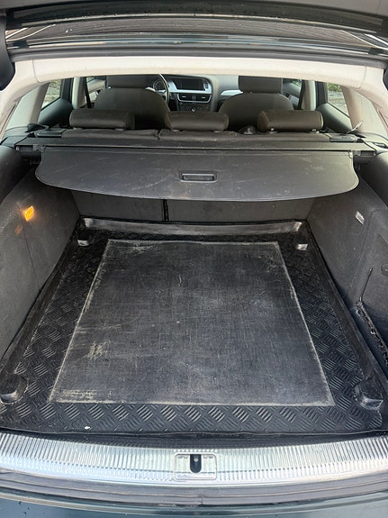 Audi A4 11 of 12