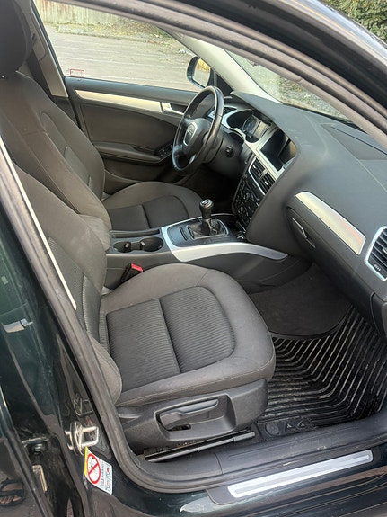 Audi A4 7 of 12