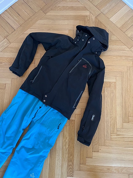 Product image 1 of 8