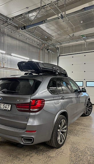 BMW X5 4 of 6