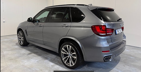BMW X5 3 of 6