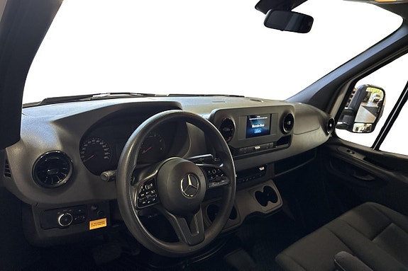 Mercedes-Benz Sprinter 208 19 of 22
