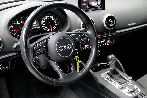 Audi A3 28 of 30
