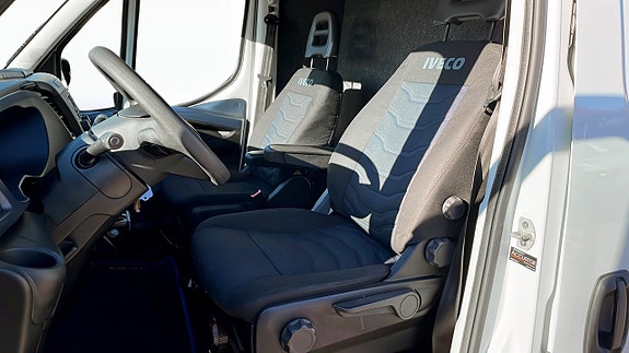 Iveco Daily 8 of 15