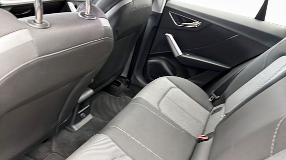 Audi Q2 11 of 12