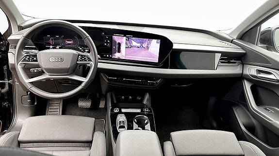 Audi Q6 e-tron 10 of 12