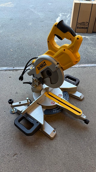 Product image 1 of 7