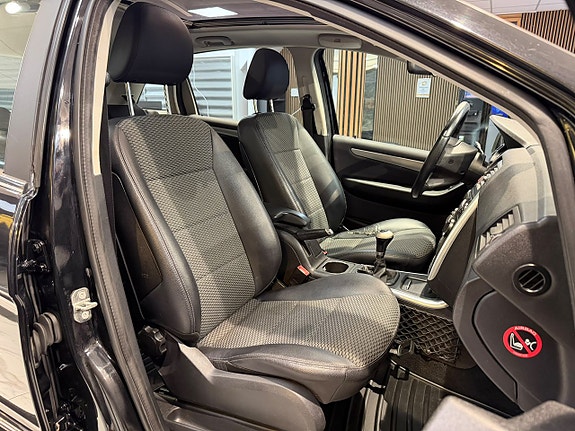 Mercedes-Benz B 180 17 of 21