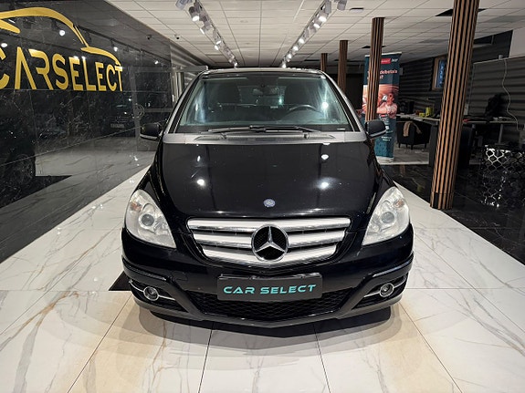 Mercedes-Benz B 180 8 of 21