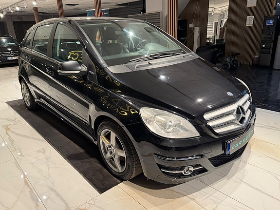 Mercedes-Benz B 180 7 of 21