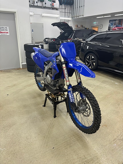 Yamaha YZ450F 2 of 7