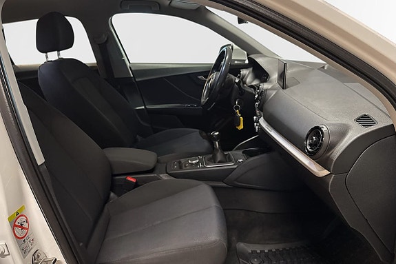 Audi Q2 6 of 11