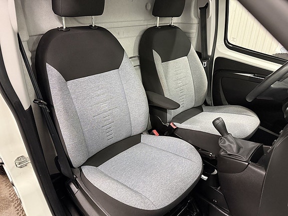Fiat Fiorino 11 of 16