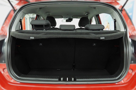 Hyundai i10 11 of 26