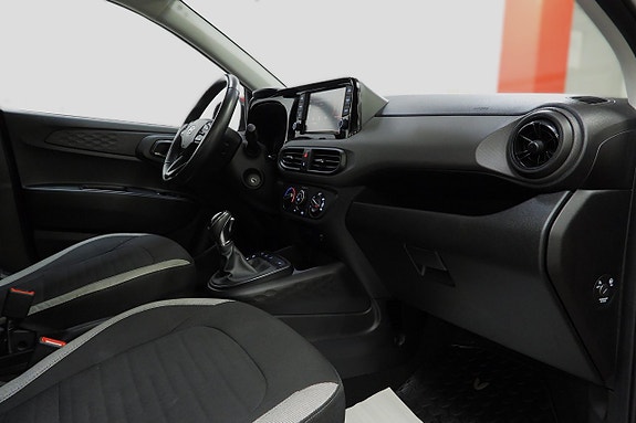 Hyundai i10 16 of 26