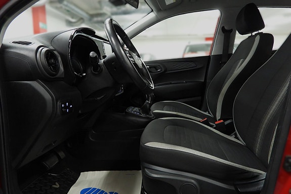 Hyundai i10 14 of 26