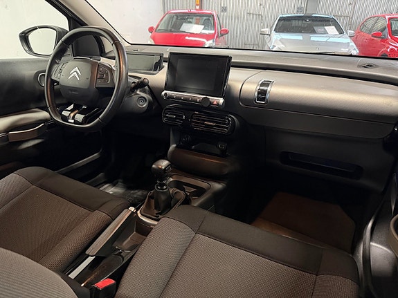 Citroen C4 Cactus 8 of 16