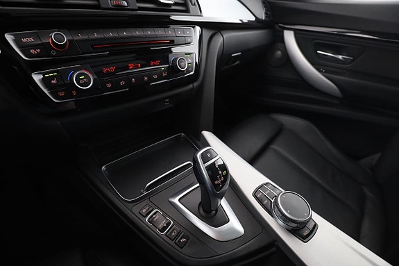 BMW 330d 23 of 30