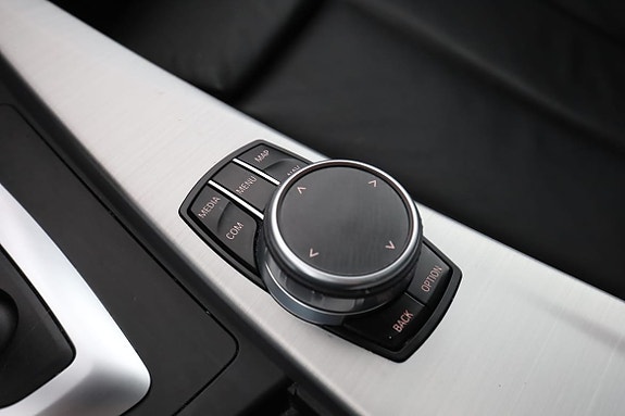 BMW 330d 30 of 30