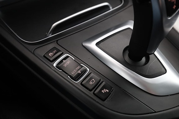 BMW 330d 28 of 30