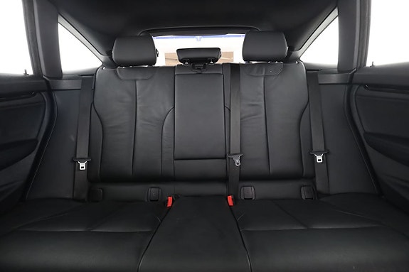 BMW 330d 16 of 30