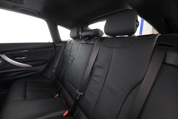 BMW 330d 15 of 30