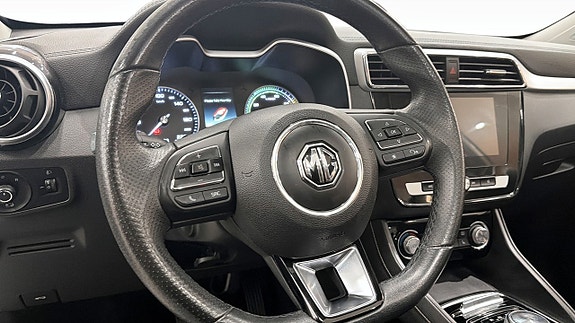 MG ZS 12 of 21