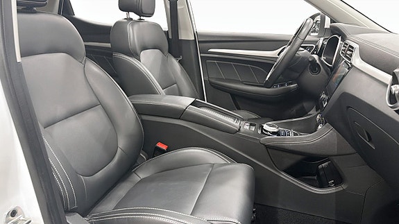 MG ZS 16 of 21
