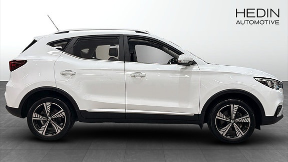 MG ZS 4 of 21