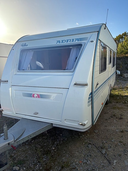Adria 542 UT ADORA ADORA 2 of 12
