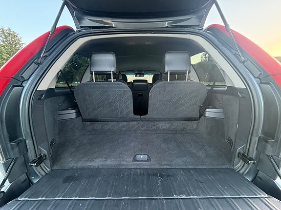 Volvo XC90 9 of 11