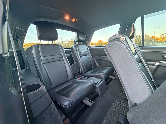 Volvo XC90 8 of 11