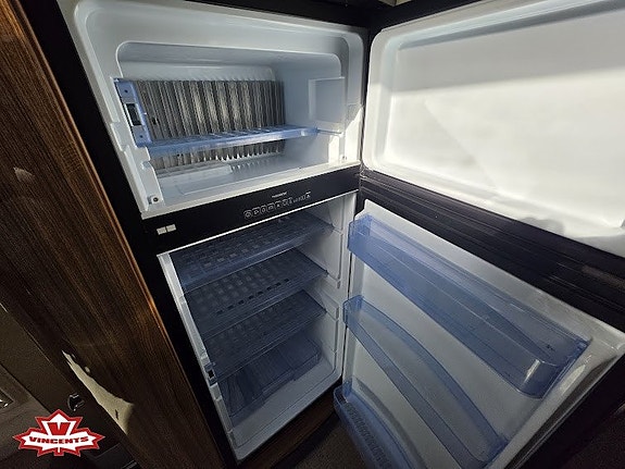 Eura Mobil INTEGRA 760 EB *Automat *Hydr.stödben *AC-bodel 6 of 24