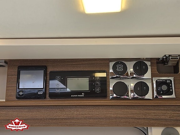Eura Mobil INTEGRA 760 EB *Automat *Hydr.stödben *AC-bodel 14 of 24