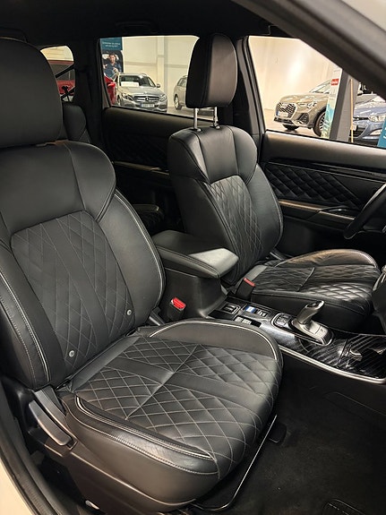 Mitsubishi Outlander 10 of 13