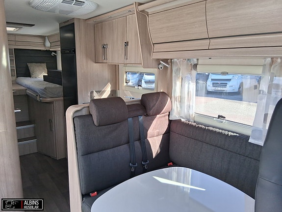KABE Travel Master Classic 740 LGB / Hydrauliska stödben / AC 6 of 21