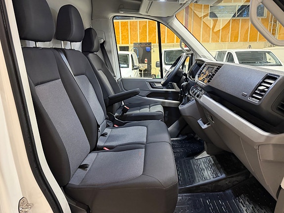 Volkswagen Crafter 10 of 13