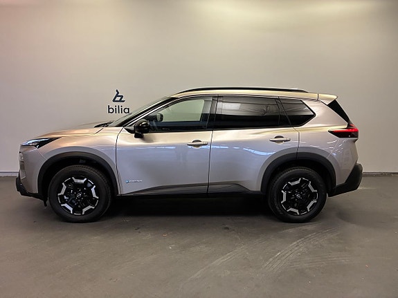 Nissan X-Trail 3 of 18