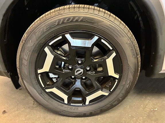Nissan X-Trail 5 of 18