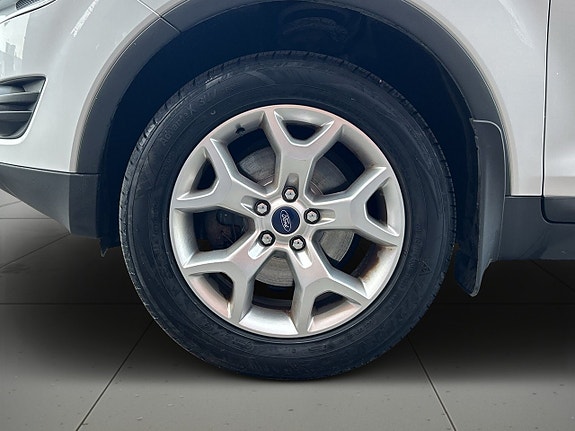 Ford Kuga 14 of 18