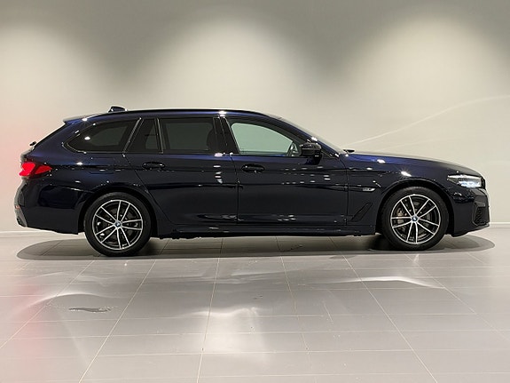 BMW 530e 3 of 18