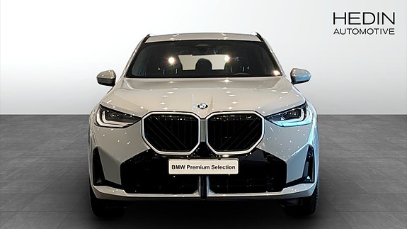 BMW X3 8 of 9