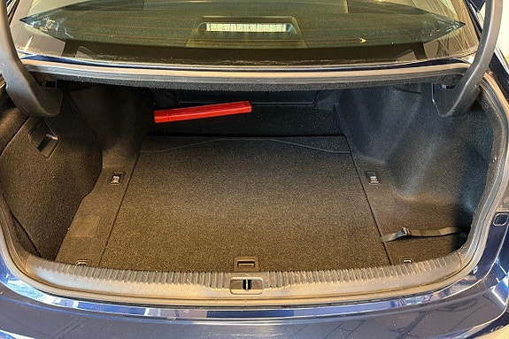 Lexus IS300h 20 of 20