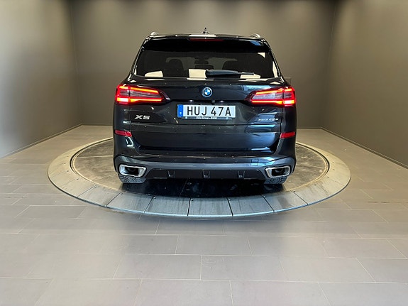 BMW X5 4 of 30