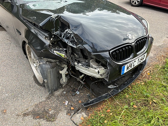 BMW 530d 3 of 6